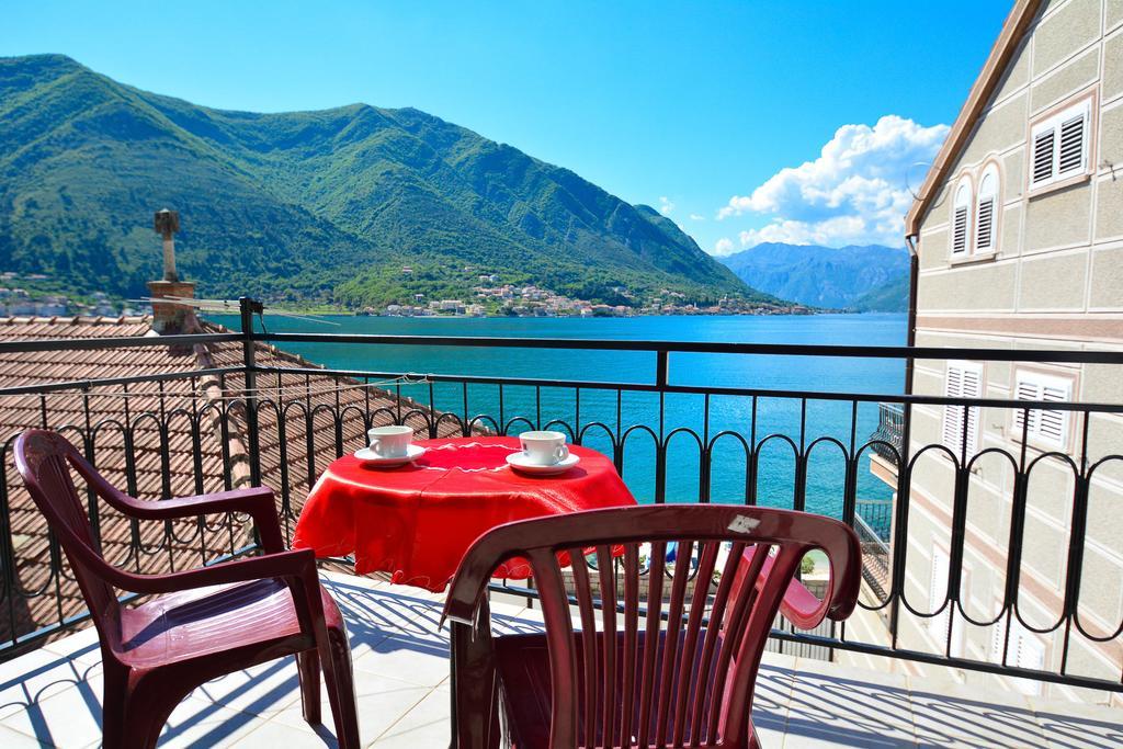 Apartment The Sea Coast Kotor Exterior photo